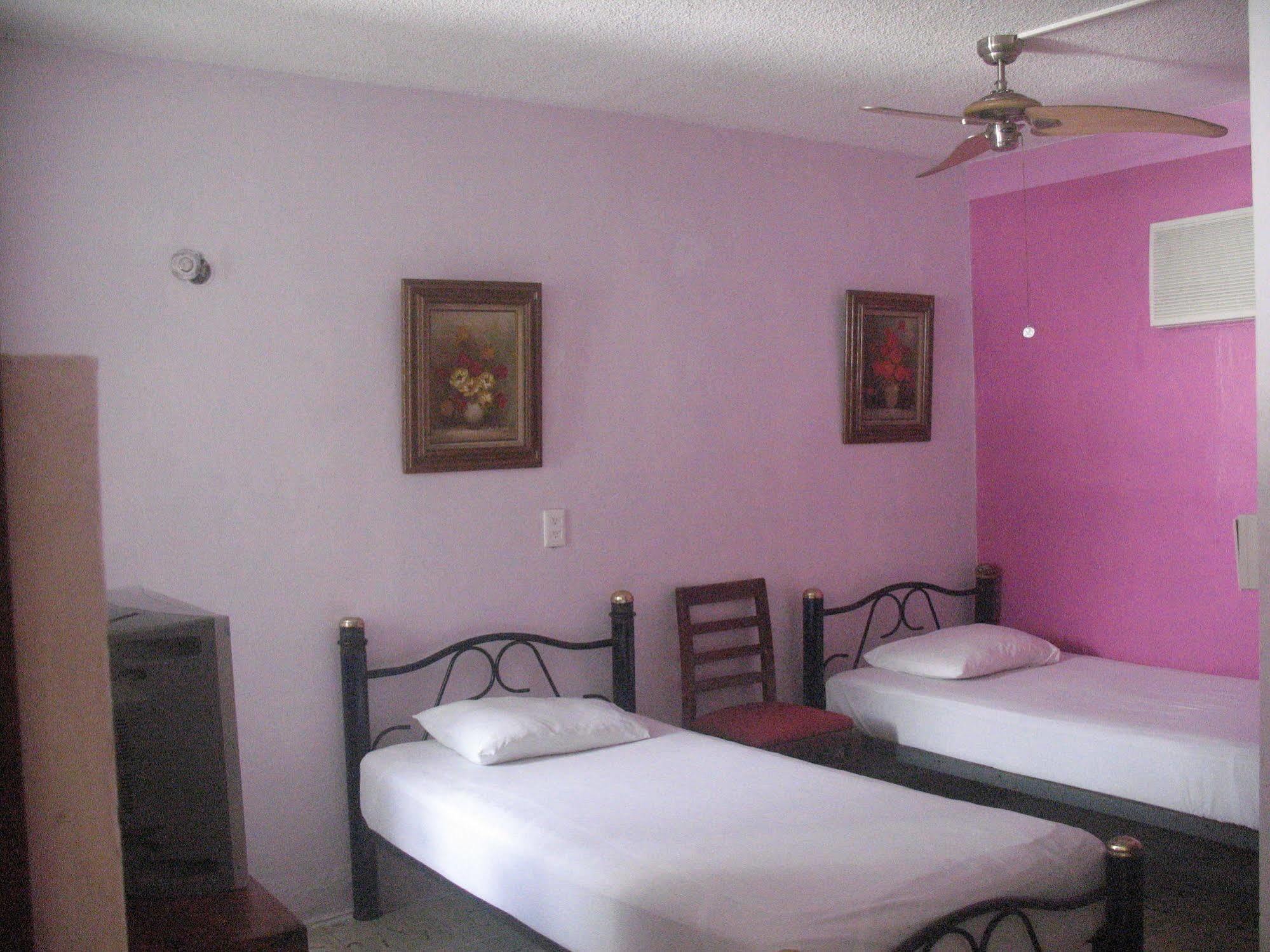 Hostel Mundo Maya Κανκούν Εξωτερικό φωτογραφία